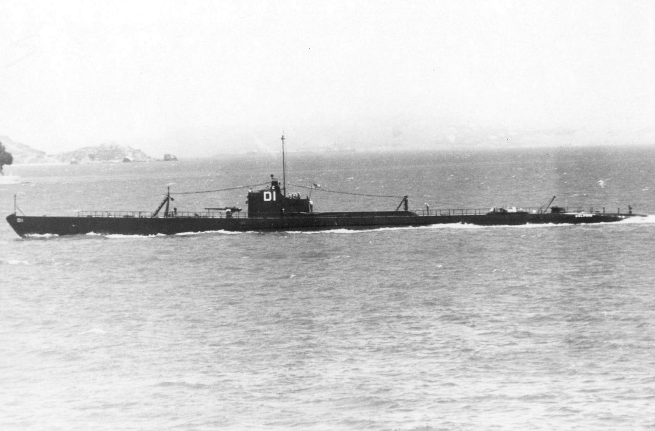 USS Dolphin SS 169 Blue BC Patch Cat No B796 Fish on Torpedo 