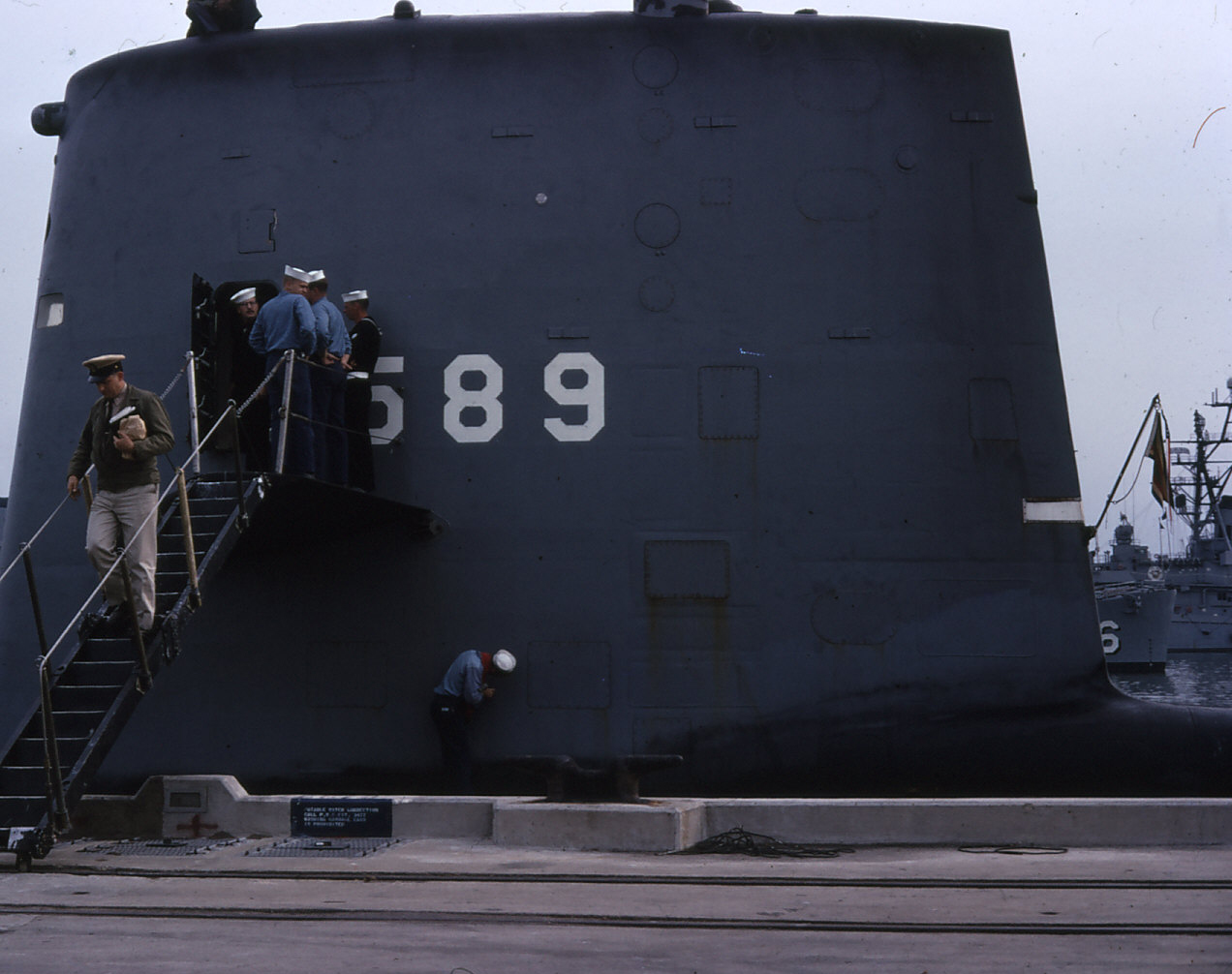 STICKER USN US NAVY SSN 589 USS SCORPION