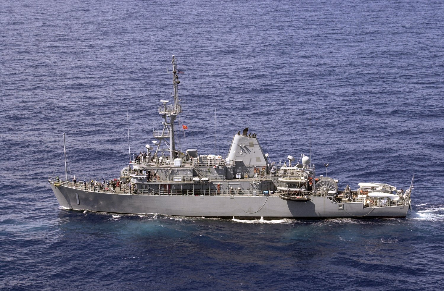 File:USS Guardian MCM-5 Crest.png - Wikipedia